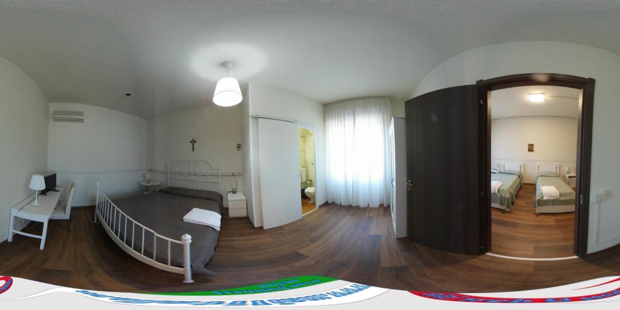 Casa Per Ferie Suore Domenicane ローマ エクステリア 写真